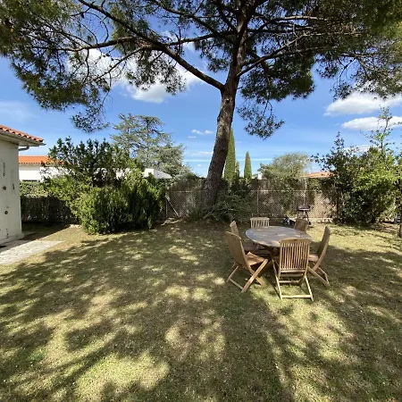 Charmante Renovee A 450m De La Plage De Nauzan Avec Jardin Et Wifi - Fr-1-539-21 Holiday home