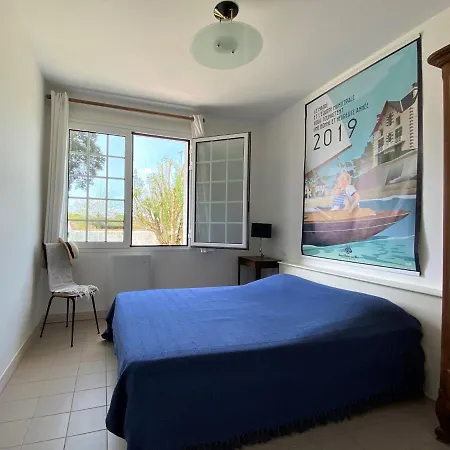 Holiday home Charmante Renovee A 450m De La Plage De Nauzan Avec Jardin Et Wifi - Fr-1-539-21
